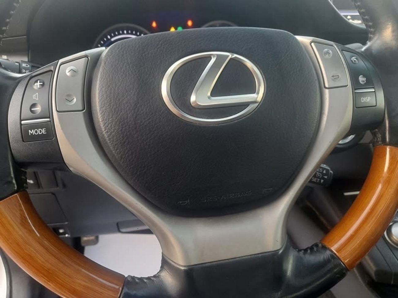 لكزس ES300h STANDARD 2013