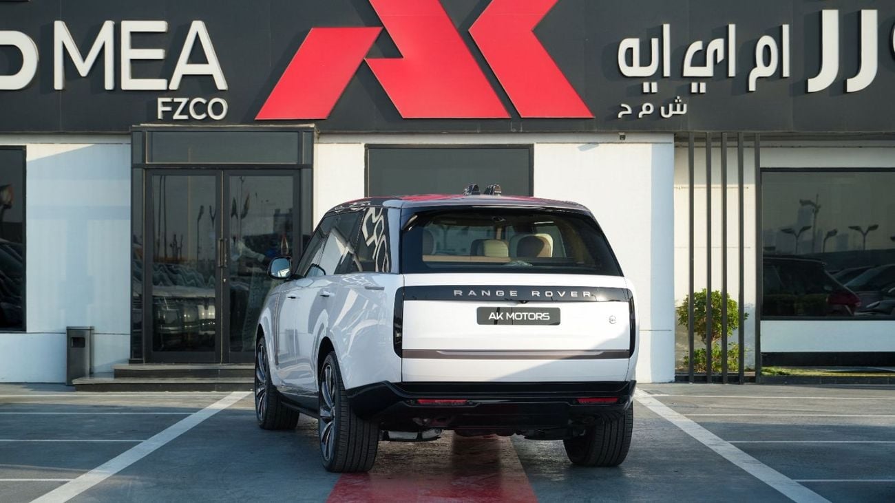 لاند روفر رينج روفر SV LWB P615 أوستوني بيرل وايت-تان 2026MY للتصدير فقط