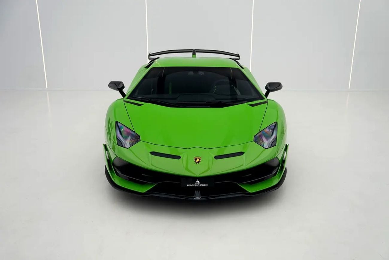 Lamborghini Aventador SVJ ONE OF 900 COUPÉS | ALA 2.0 | CARBON-FIBRE BUCKET SEATS