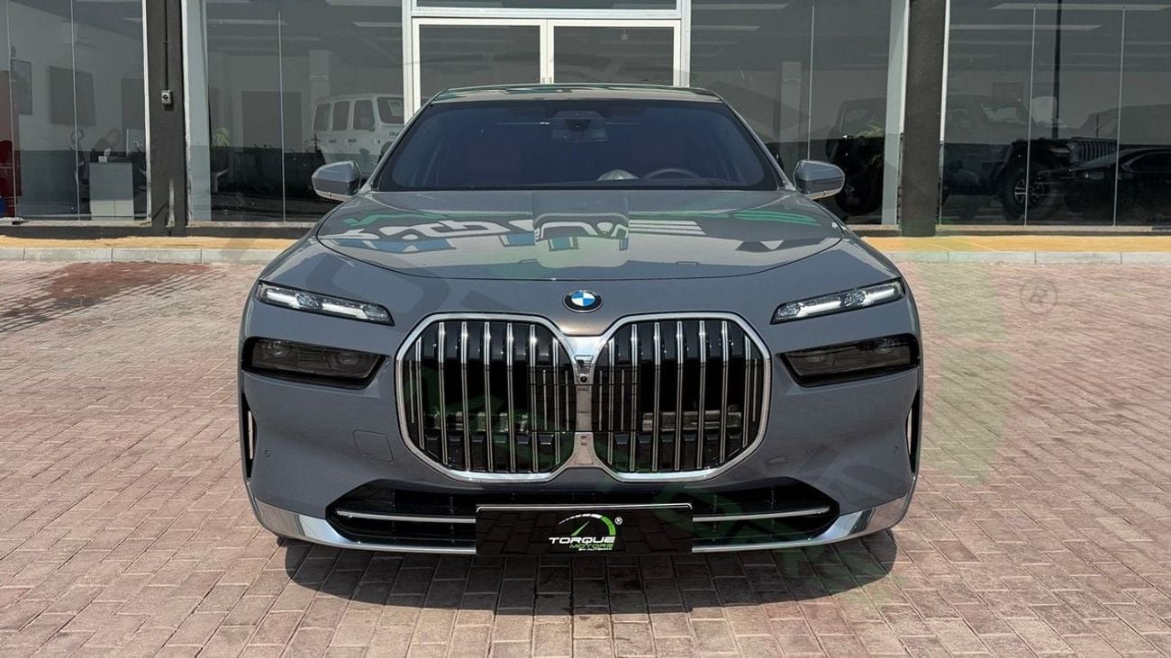 بي أم دبليو 740i 3.0TT 2026 ( For Export ) BMW 7-Series RWD GCC BRAND NEW