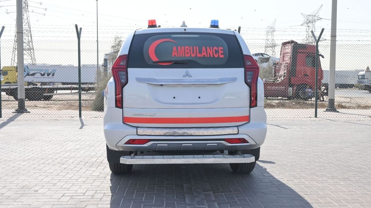 Mitsubishi Pajero MITSUBISHI PAJERO 2.5L AMBULANCE 4WD A/T 7 SEATER (2023 MY)