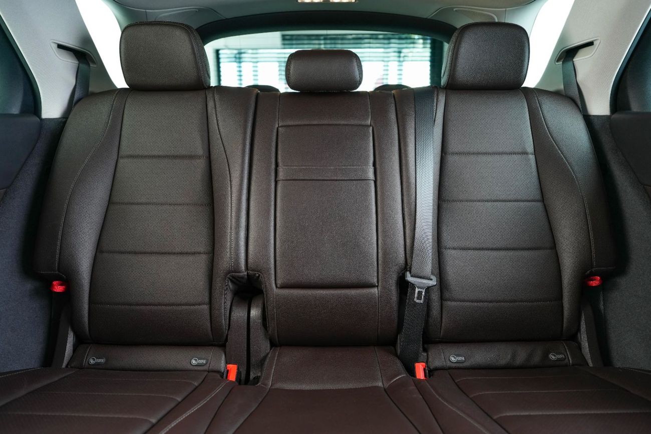 Mercedes Benz GLE 450 AMG GCC-AMG Line-7 Seats-Mercedes Benz Warranty Until 10/2027-Full Service History