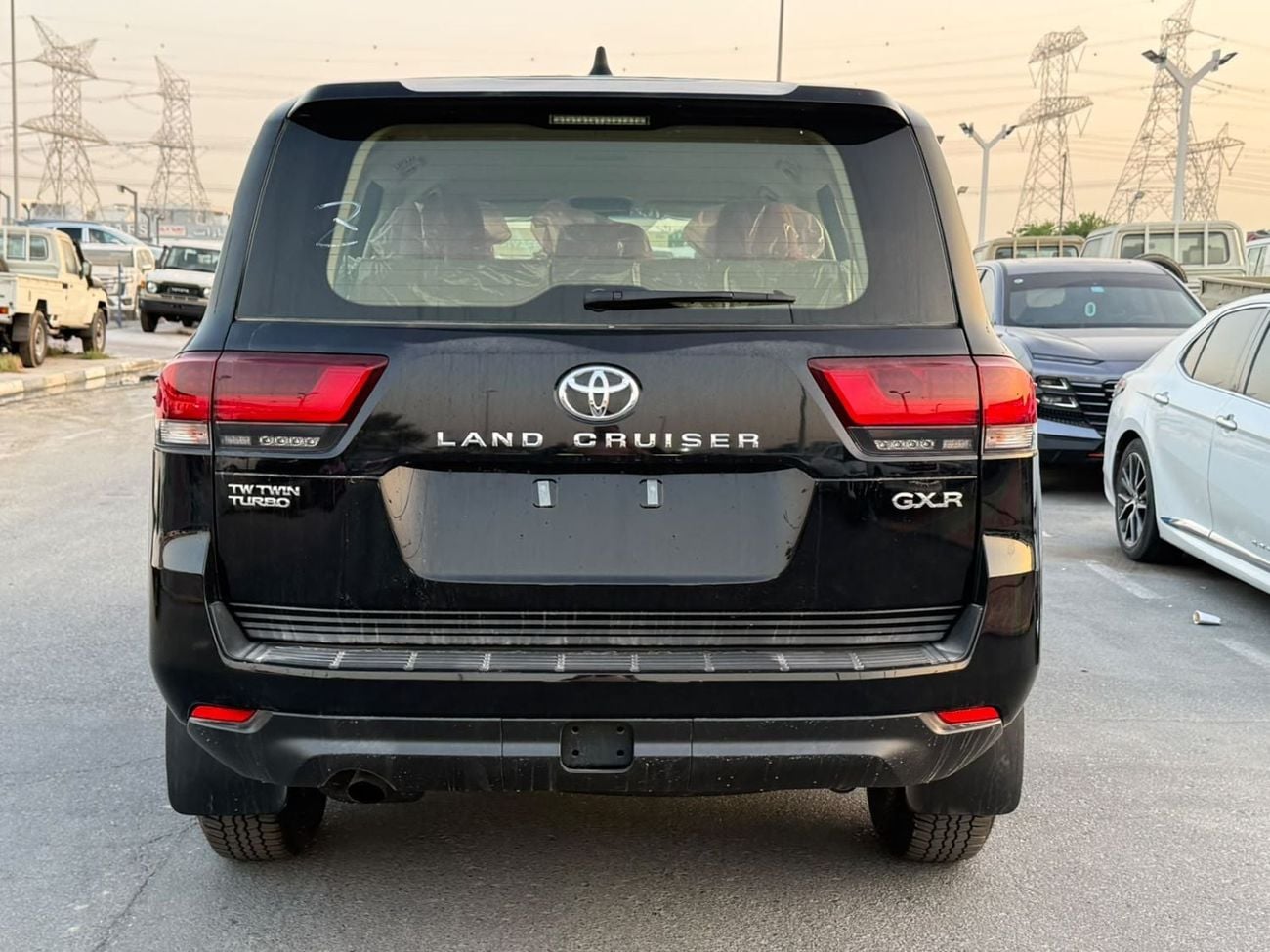 Toyota Land Cruiser GXR 3.3L TWIN TURBO DIESEL BASIC OPTION WITHOUT SUNROOF 2026 MODEL