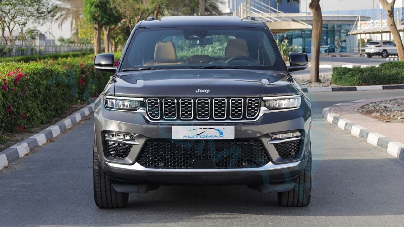 Jeep Grand Cherokee SUMMIT LUXURY 4X4 2025 GCC With 5 Years Or 100K Warranty & 5 Years Service @Official Dea
