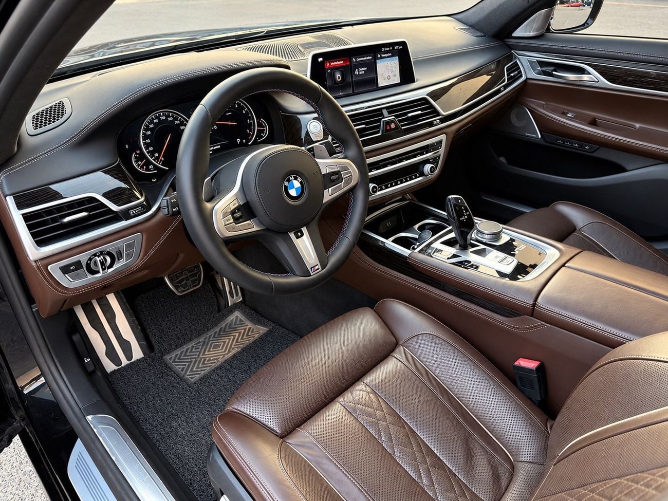 BMW M760Li XDRIVE BMW 760Li M Package | 2019