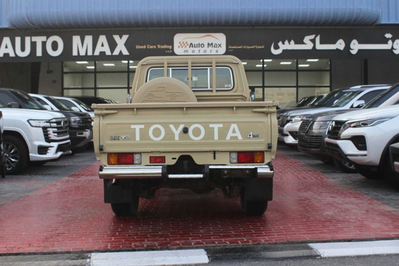 Toyota Land Cruiser Pickup 70