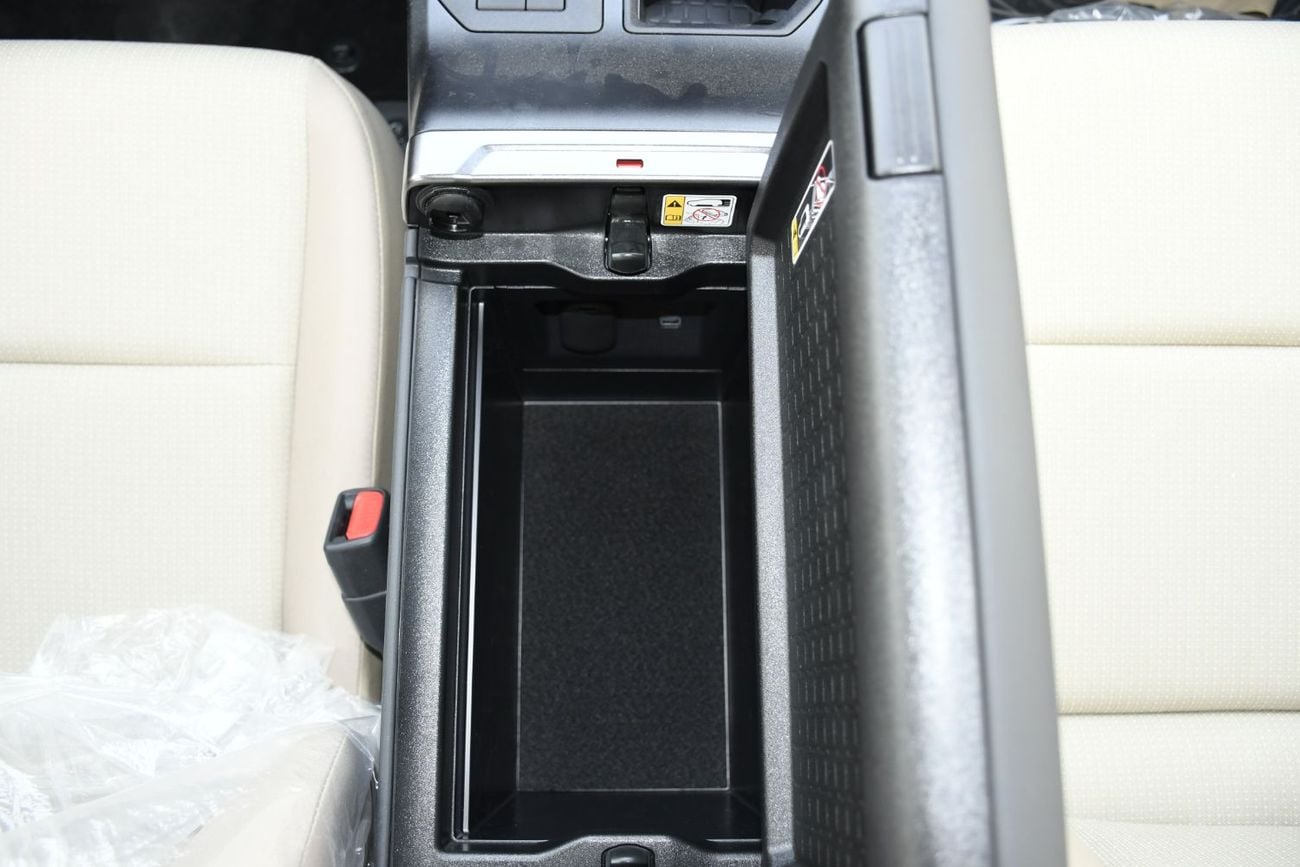 Toyota RAV4 ADVENTURE 2.5L WITH RADER (READY STOCK)