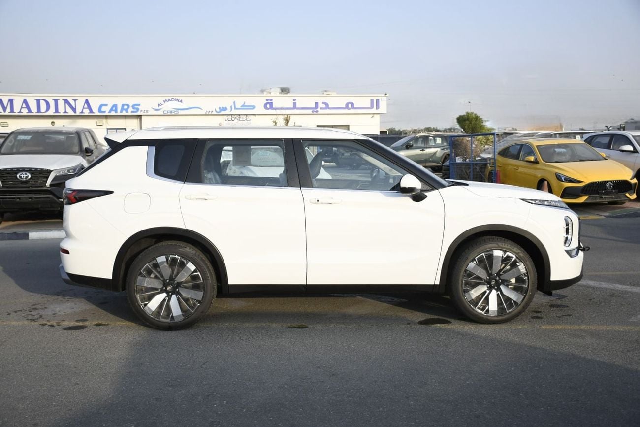 Mitsubishi Outlander HIGHLINE 2026 Mitsubishi Outlander 7P H-Line 2.5L Petrol 4WD With Radar