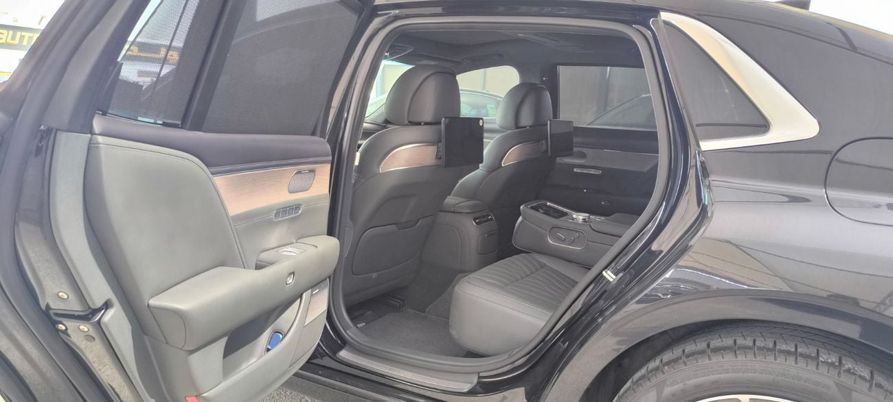 Genesis G90 ROYAL 3.5L TURBO AWD