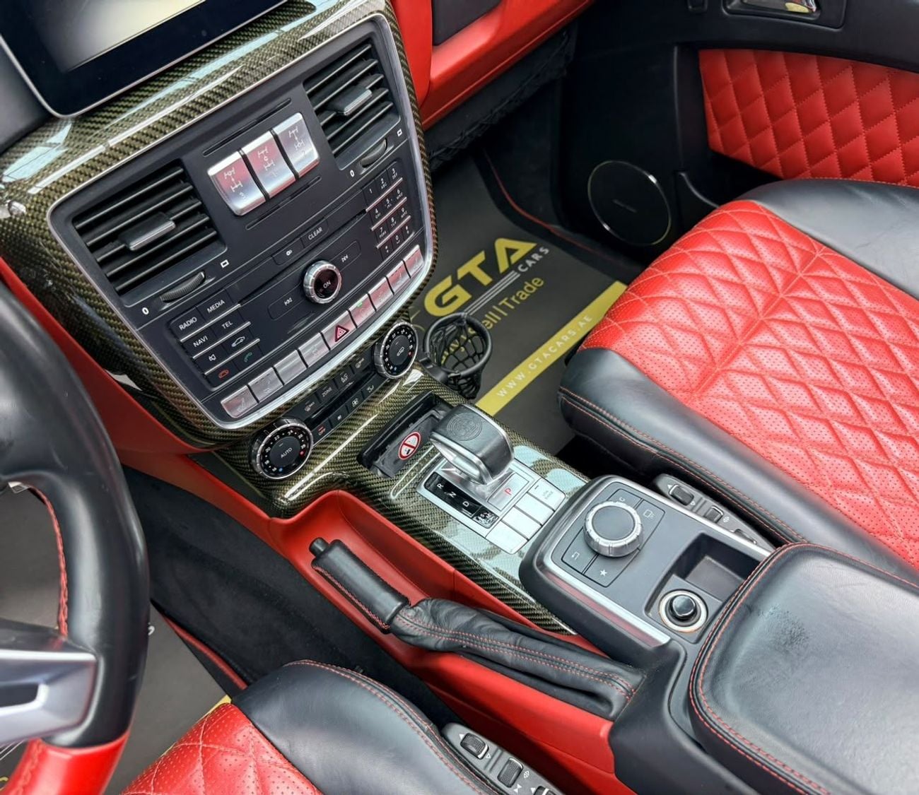 Mercedes Benz G63 AMG STANDARD 2018 Mercedes Benz G63 AMG, Full Service History, Carbon Fiber Interior, Fully Loaded, GCC