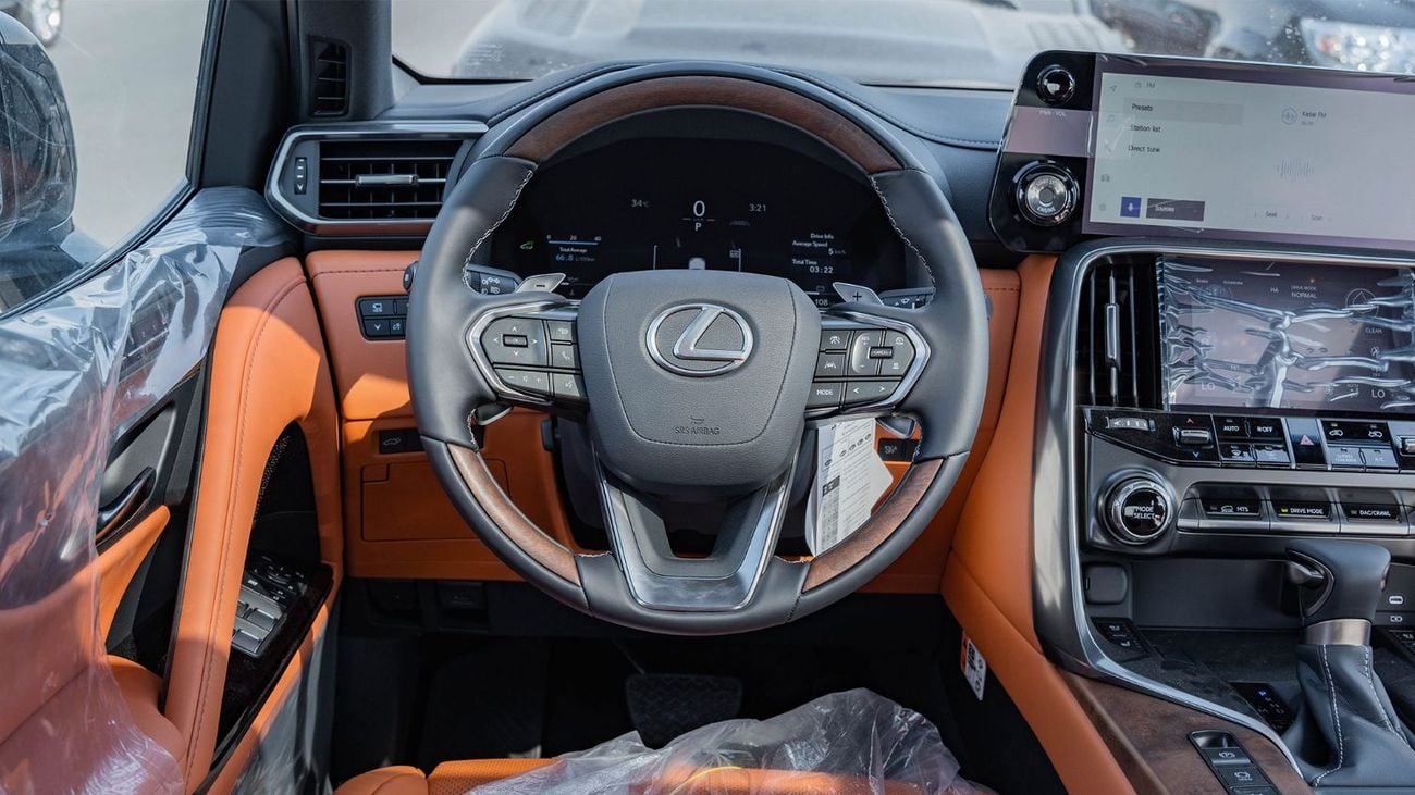 لكزس LX 600 VIP لكزس LX600 KURO موديل 2026، محرك بنزين سعة 3.5 لتر، ناقل حركة أوتوماتيكي (إصدار أسود)