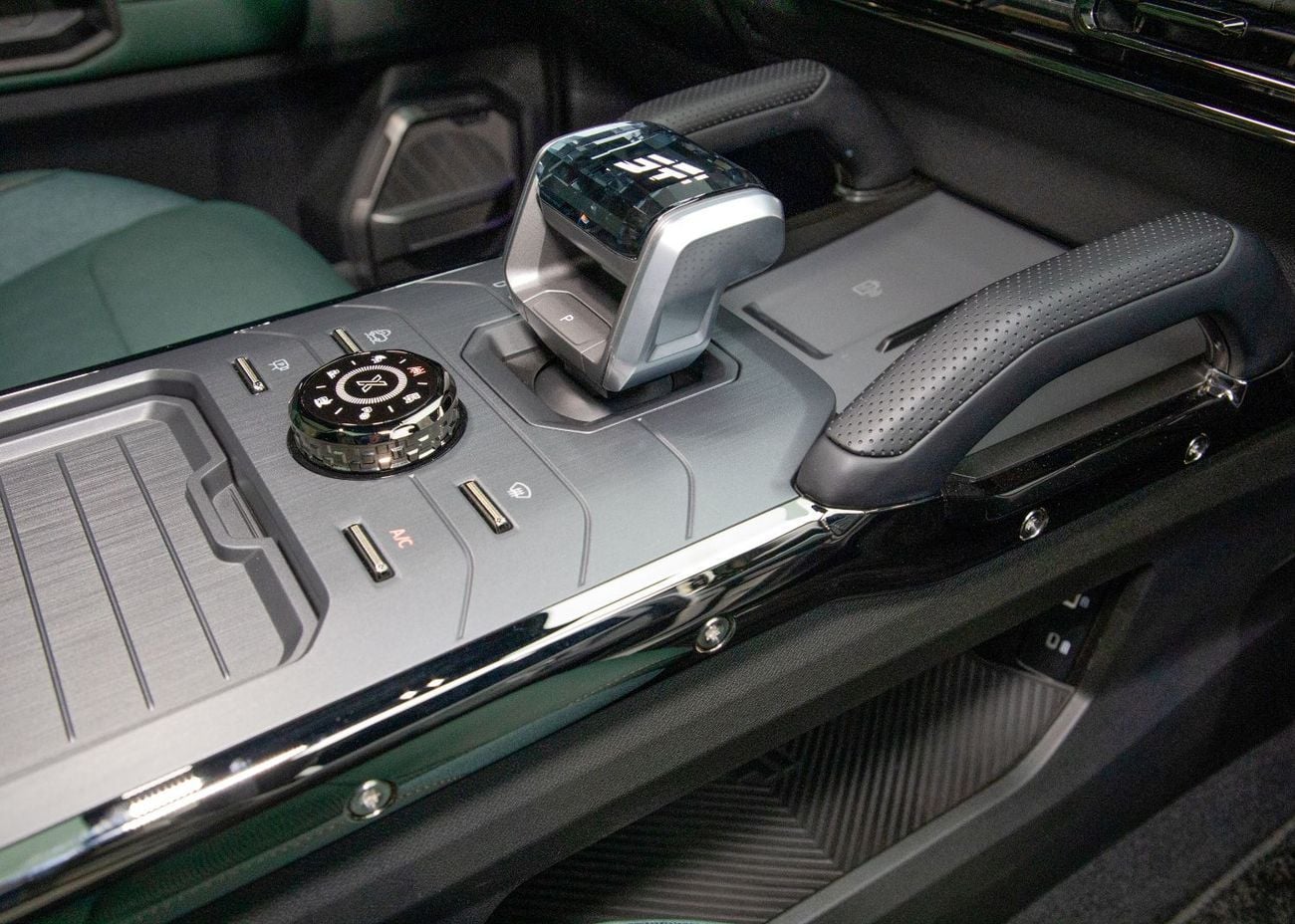 Jetour T2 LUXURY PLUS