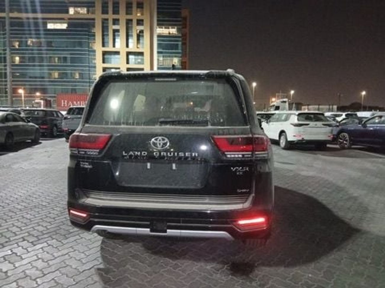 Toyota Land Cruiser VXR 3.5L HEV