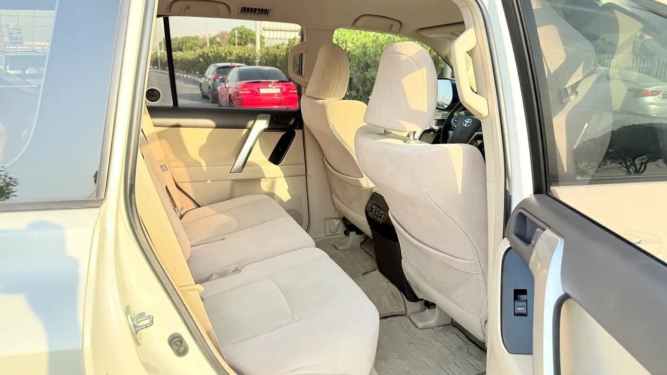 Toyota Prado EXR Toyata EXR Gcc specs -Low killmiter excellent condition