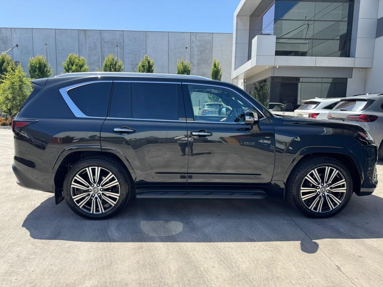 Lexus Lx500 D