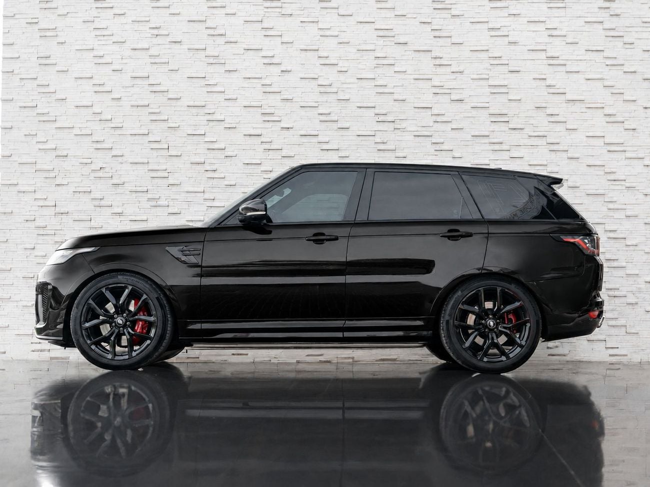Land Rover Range Rover Sport SVR