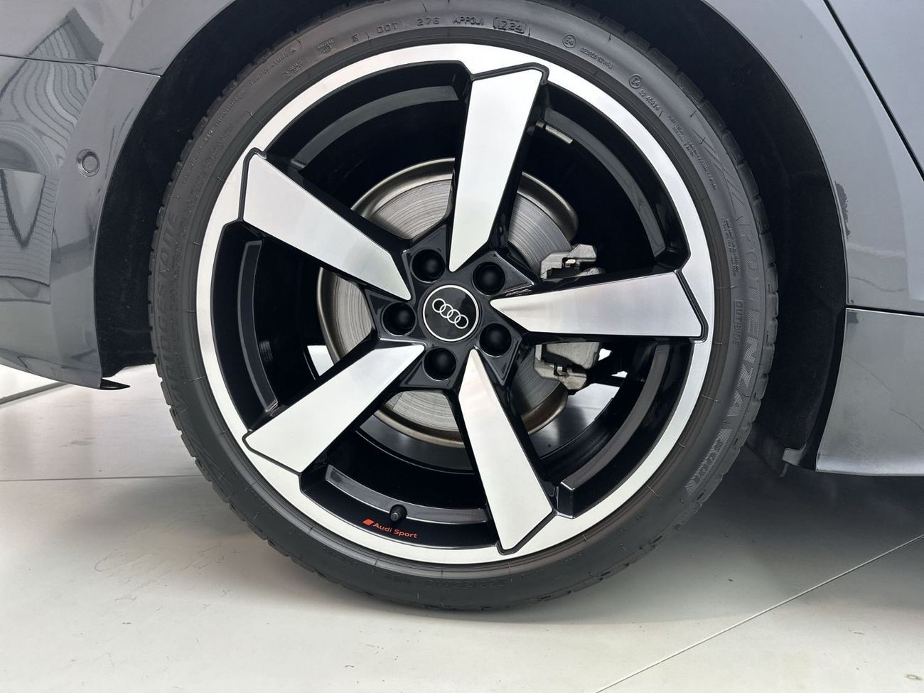 أودي A5 40 TFSI ADVANCED SPORTBACK (Ref# 23502)