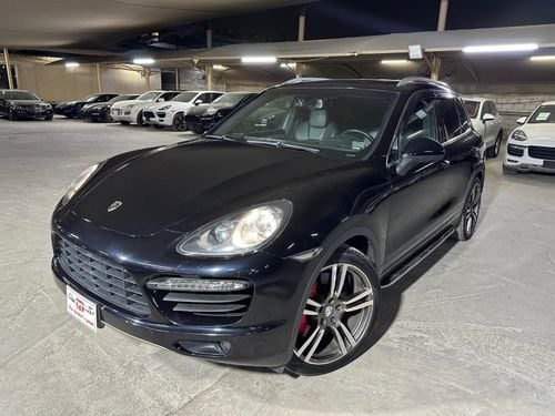 Porsche Cayenne TURBO