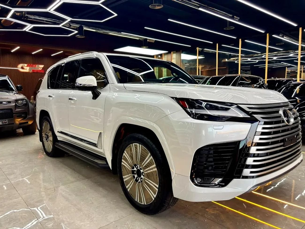 Lexus LX700h SIGNATURE / LX700 H SIGNATURE / WITHOUT PARK / GCC