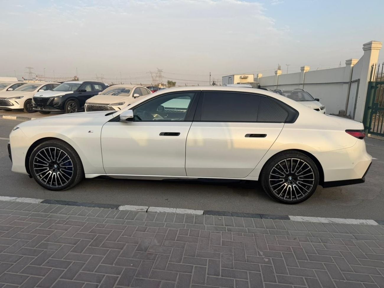 BMW 740i MASTERCLASS M SPORT PACKAGE BMW 740i 3.5L V6 2025 full