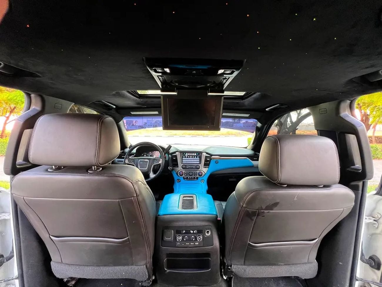 GMC Yukon DENALI - American Specs