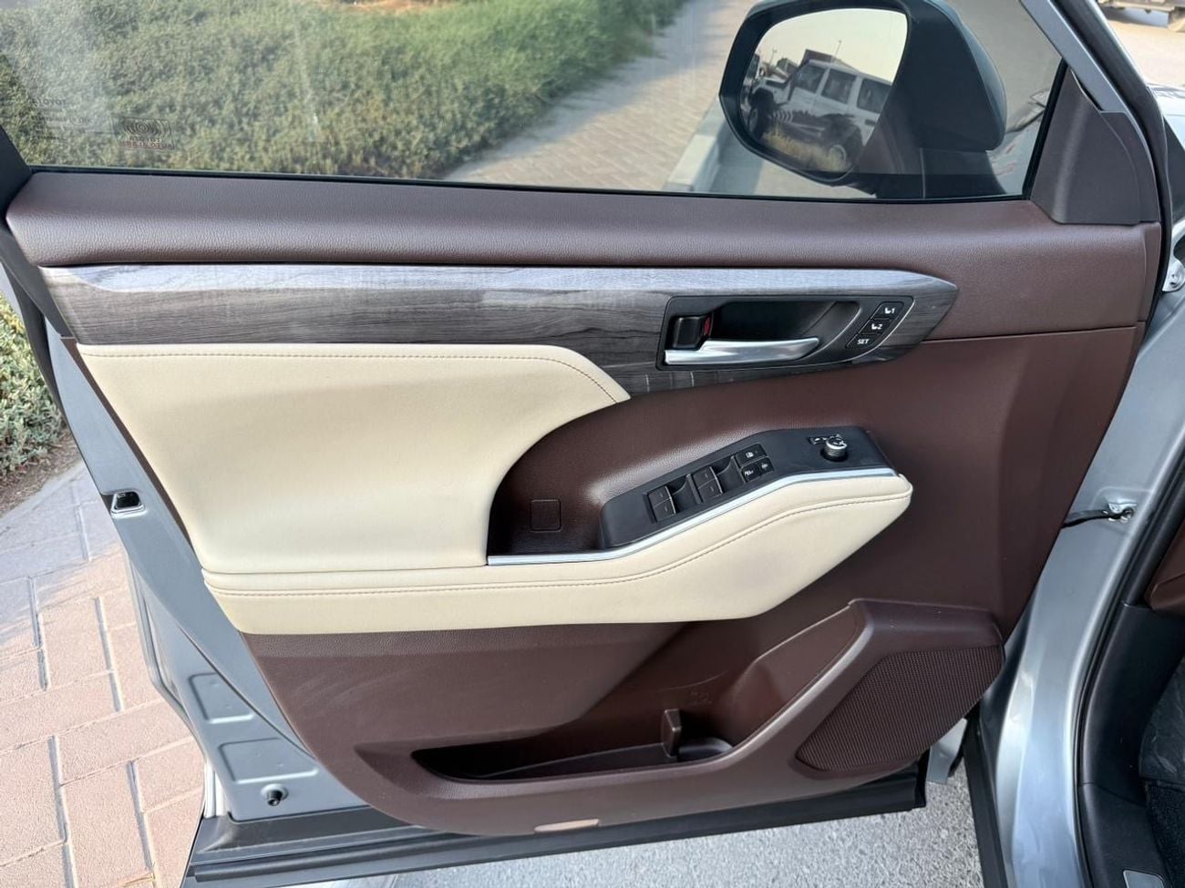 Toyota Highlander VXR Hybrid platinum panoramic, 360 camera