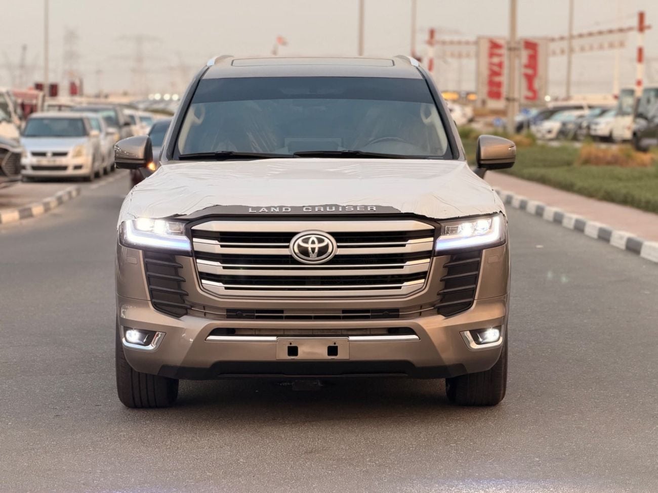 Toyota Land Cruiser GXR 2018 Upgrade 2024 V6 Full Option Petrol