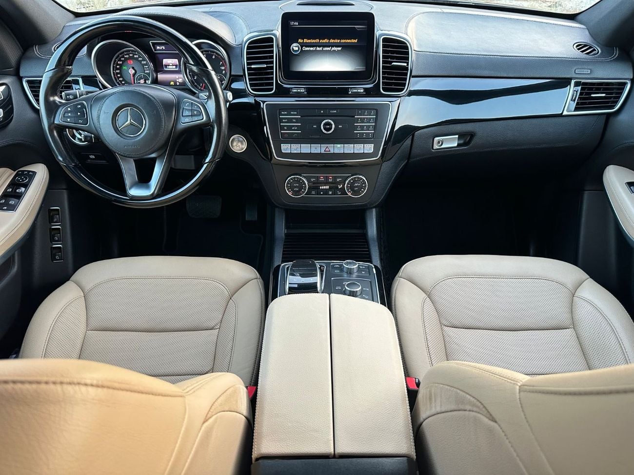 مرسيدس بنز GLS 500 ستاندارد