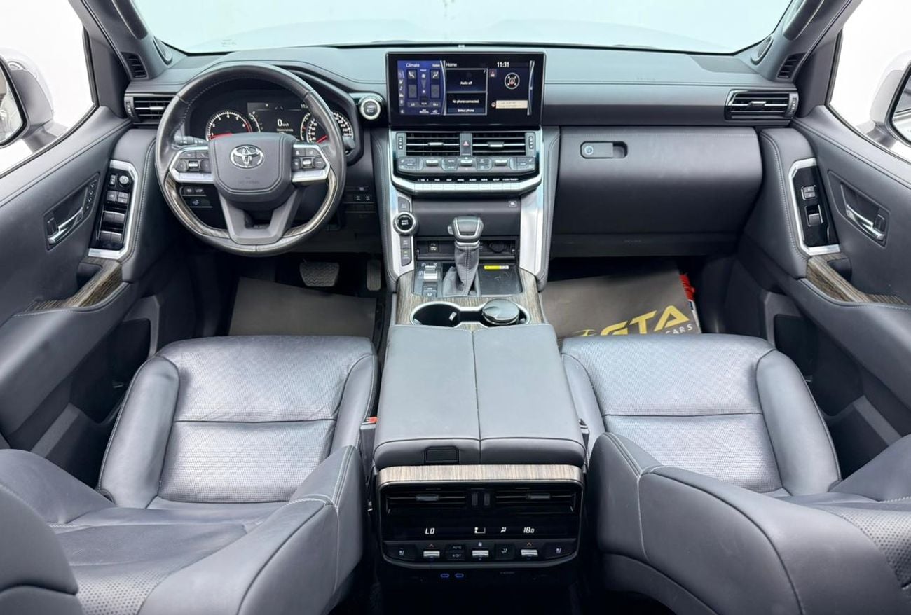 Toyota Land Cruiser VXR 2024 Toyota Land Cruiser VXR, 2027 Toyota Warranty, Full Toyota Service History, Fully Loaded, GCC
