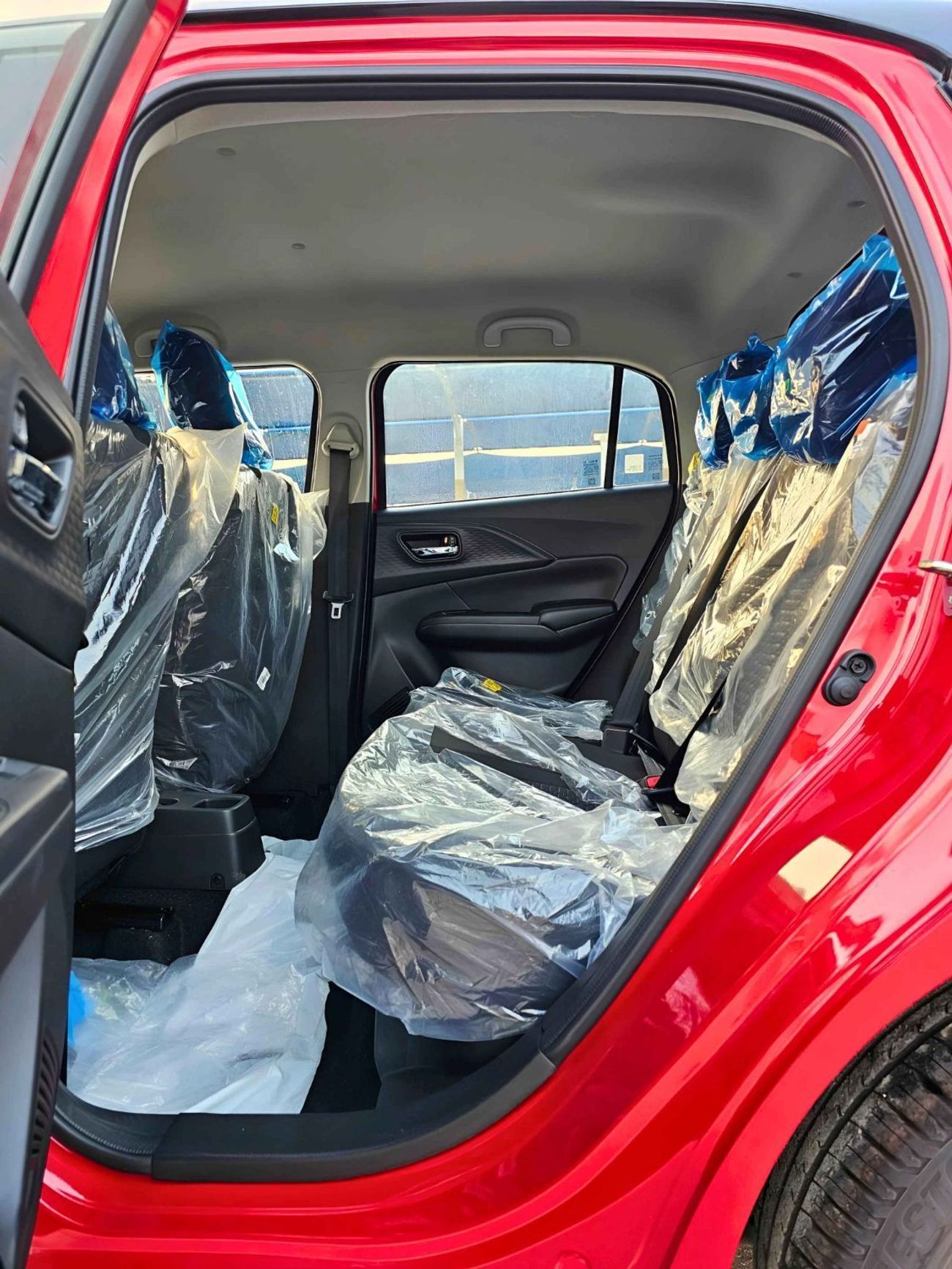 Suzuki Swift GLX DUAL TONE || 1.2L V4 PETROL || RADAR / PUSH START / DVD CAMERA (CODE # GLXR)