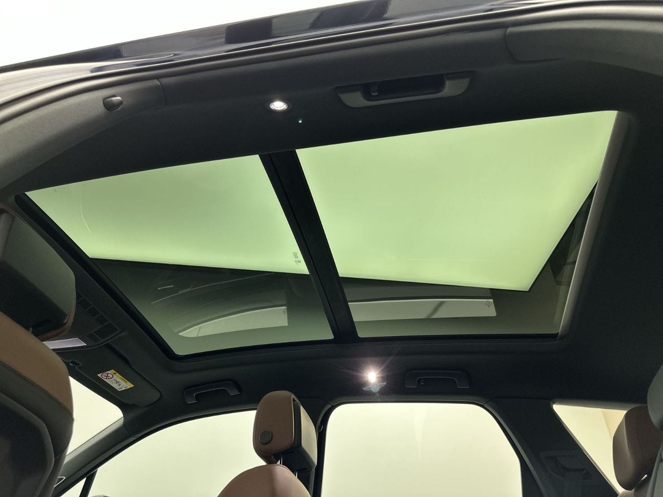 Volkswagen Touareg ELEGANCE ++ – Luxury SUV | Panoramic Sunroof | Varenna Leather | Dynaudio
