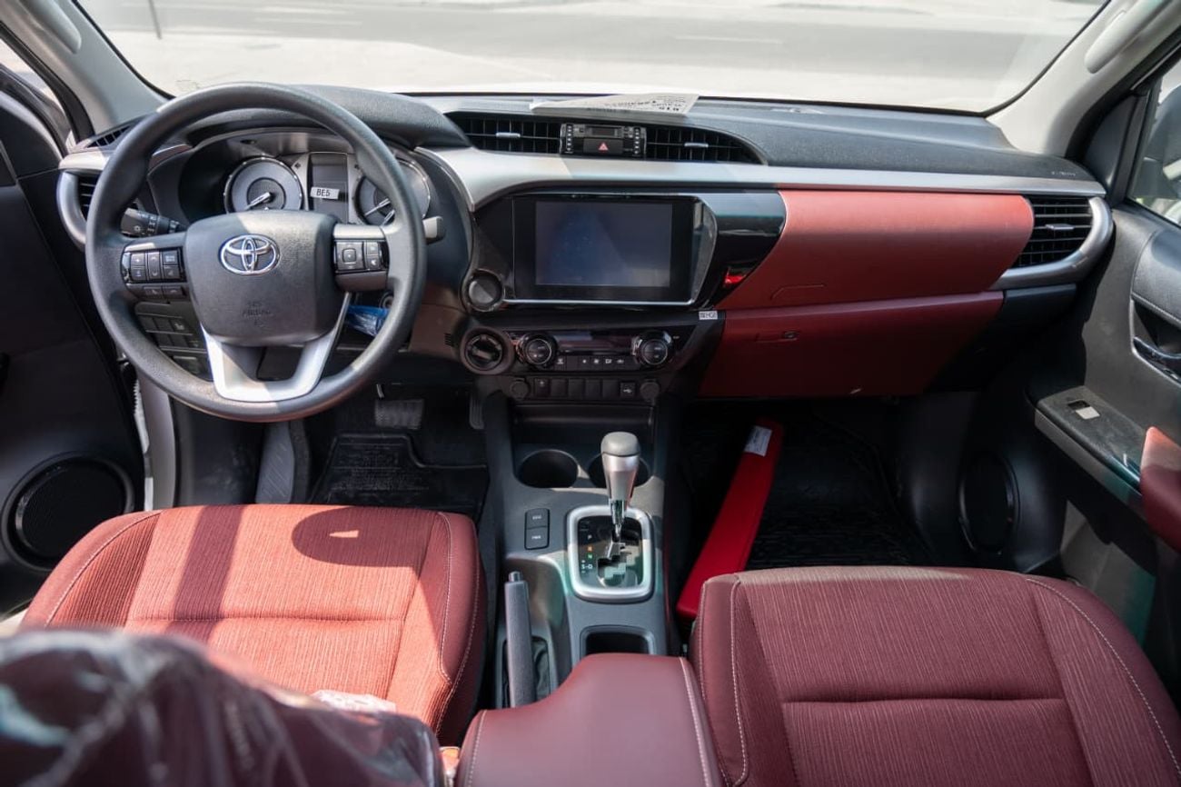 Toyota Hilux SR5 2.7L DC 2026 MODEL