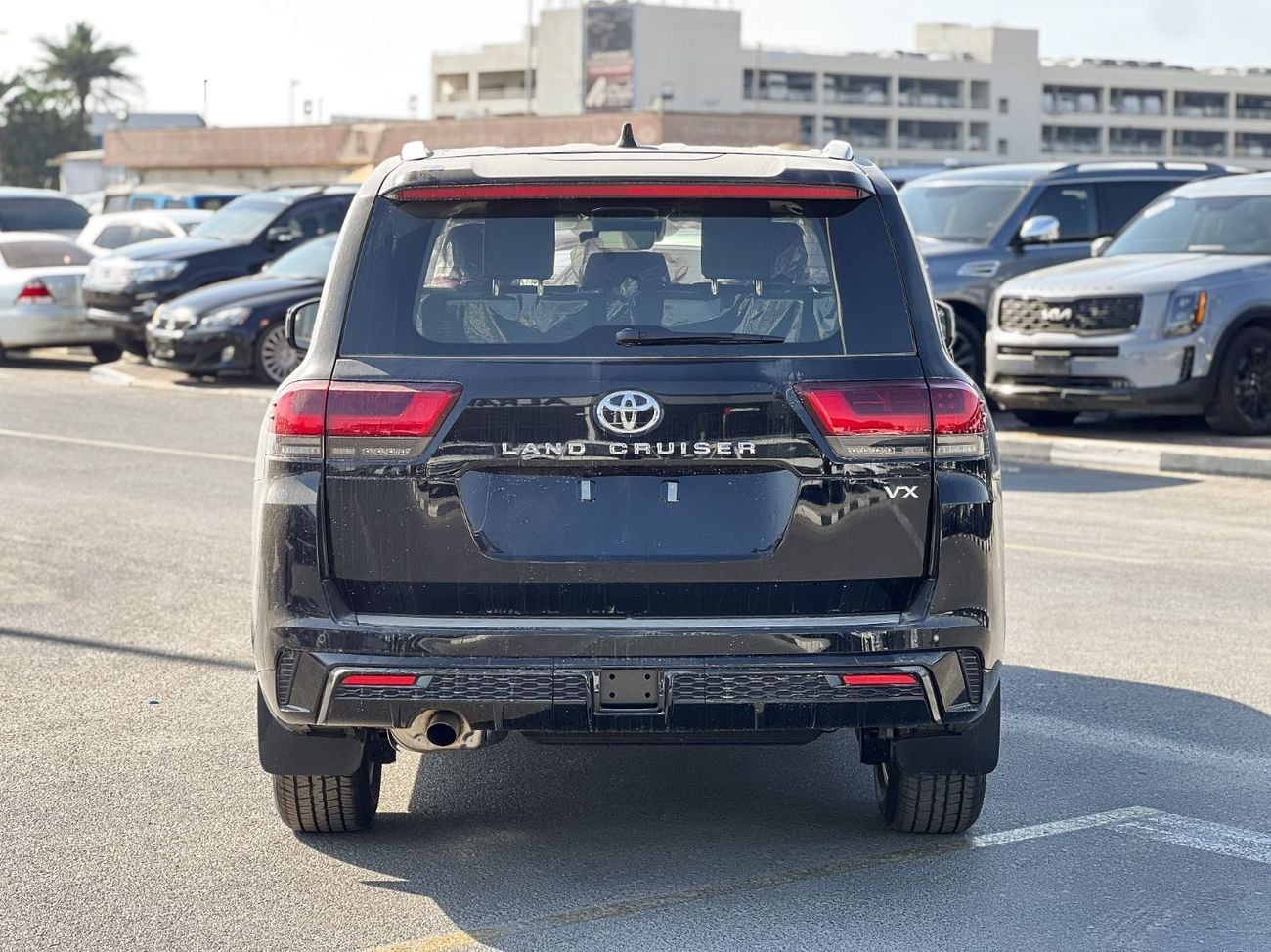Toyota Land Cruiser EXPORT ONLY - 2026 LC300 VX 4.0L (Black Interior) (GCC Specification)