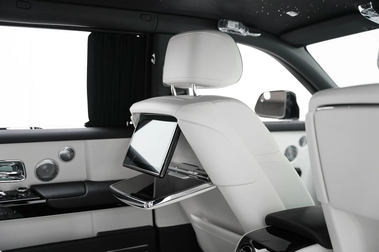Rolls Royce Phantom EWB