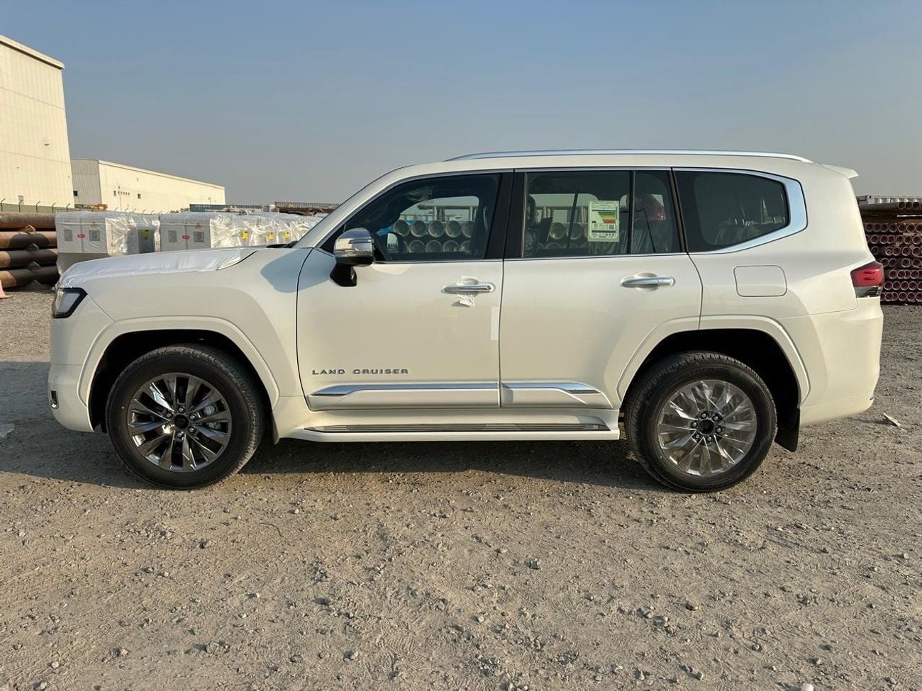Toyota Land Cruiser VX 3.5 PETROL 26/26