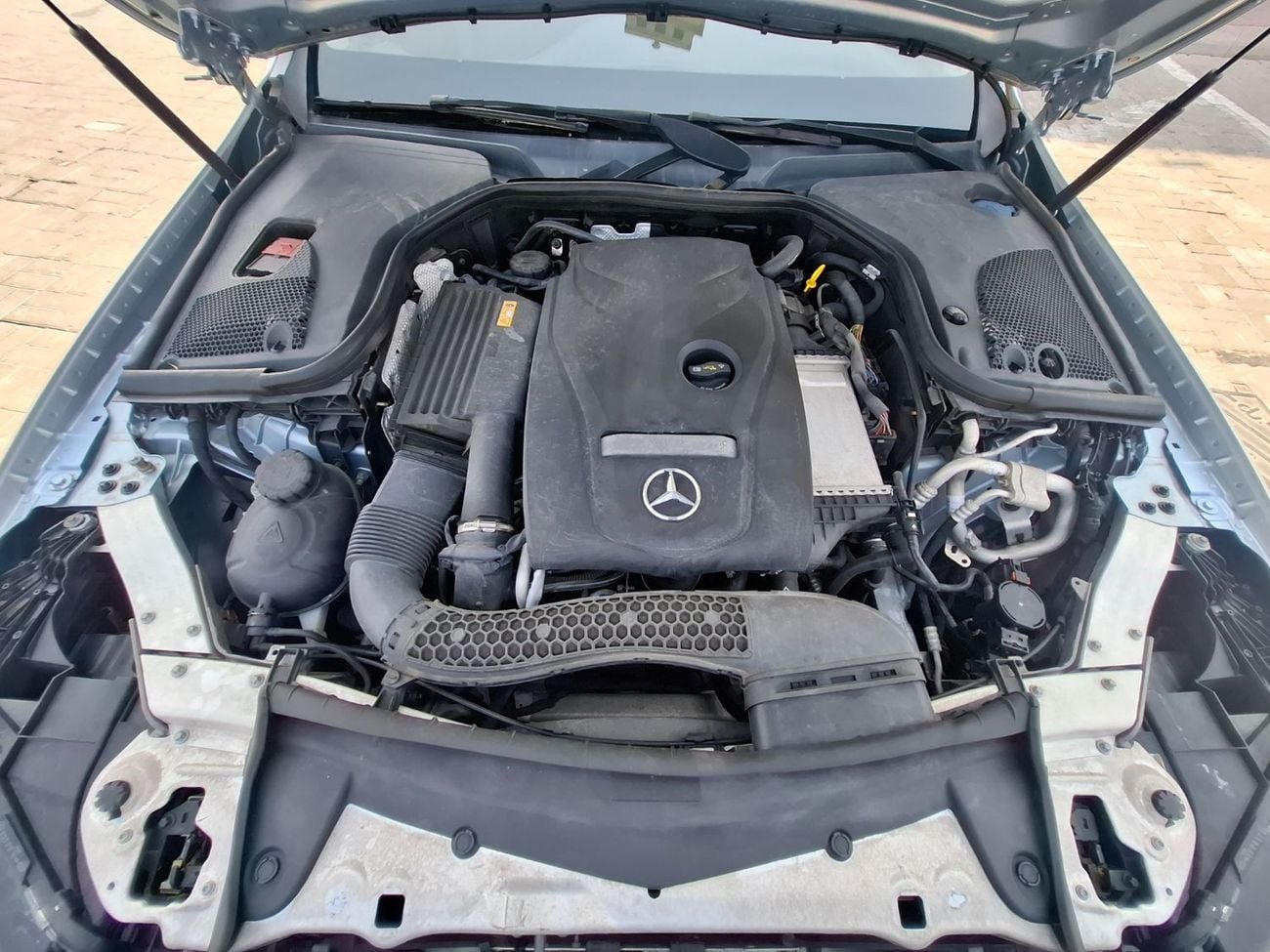 مرسيدس بنز E300 AMG