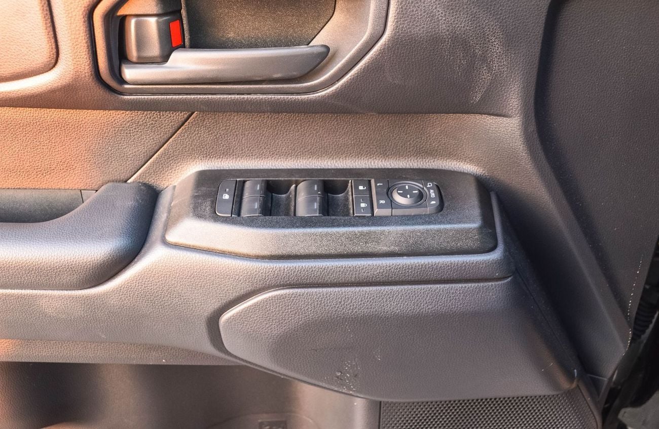 Toyota Prado TXR TOYOTA LAND CRUISER PRADO 2.4L 4WD PETROL SUV 2025