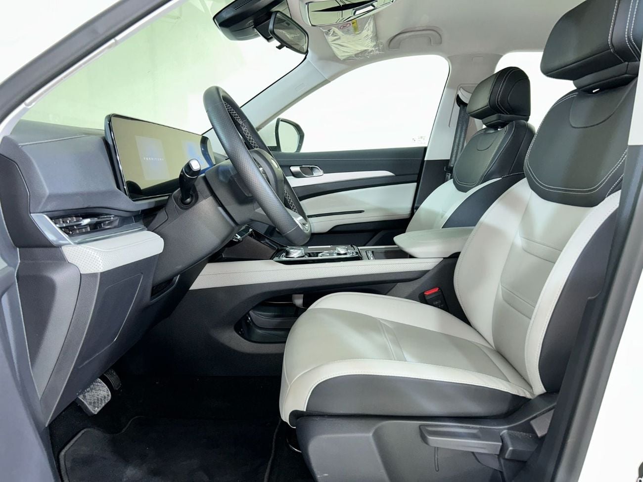 Ford Territory TREND TER2126/AL TAYER MOTORS/AL QOUZ SHOWROOM