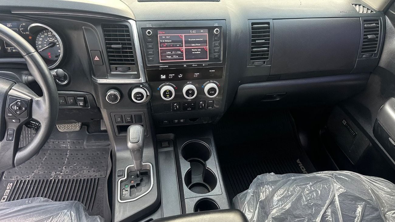 Toyota Sequoia