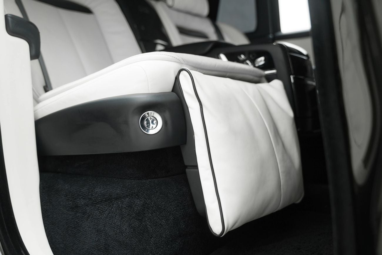 Rolls Royce Cullinan BLACK BADGE