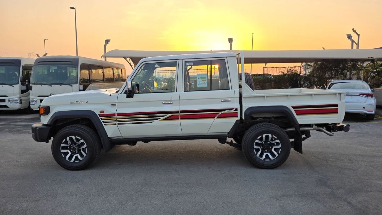 Toyota Land Cruiser Pick Up LX-Z1 AT 2025 TOYOTA LC79 LX-Z1 AT DC 2.8L T/DSL COLOR WHITE