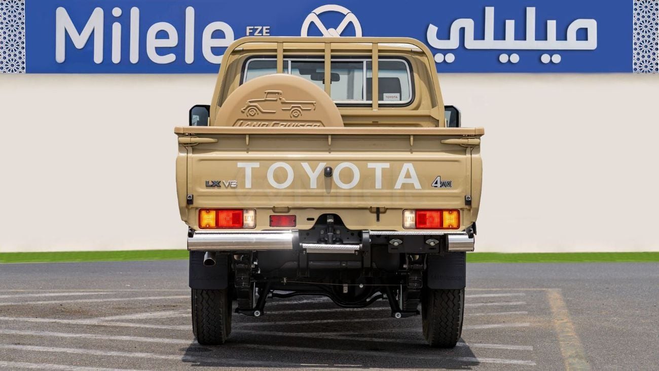 تويوتا لاند كروزر بيك أب 70 LC79 LX LX