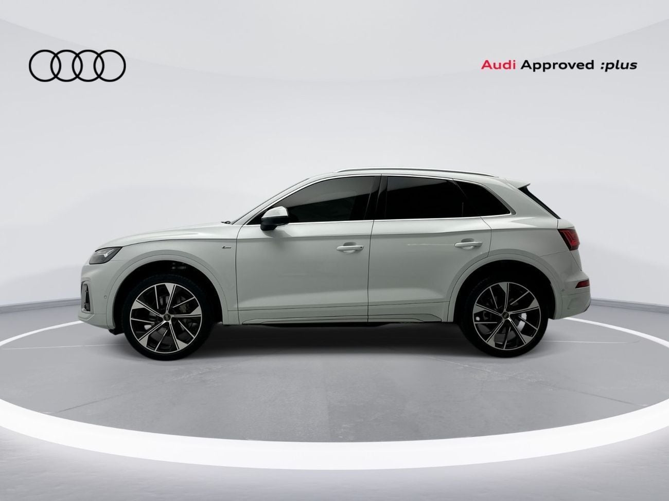 Audi Q5 45 TFSI S-LINE quattro 249hp (Ref# 38686)