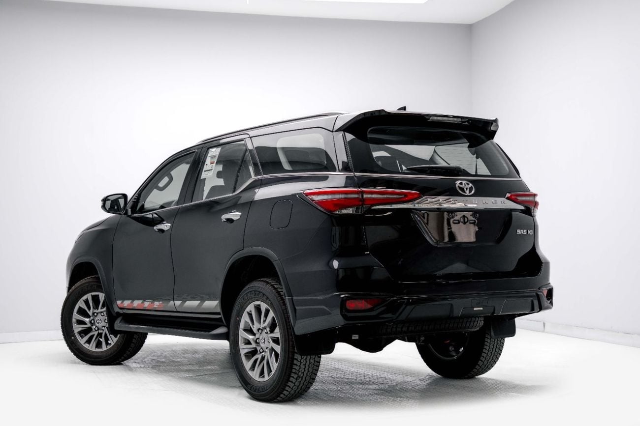 Toyota Fortuner SR5 4.0L - Attitude Black Inside Black | Export
