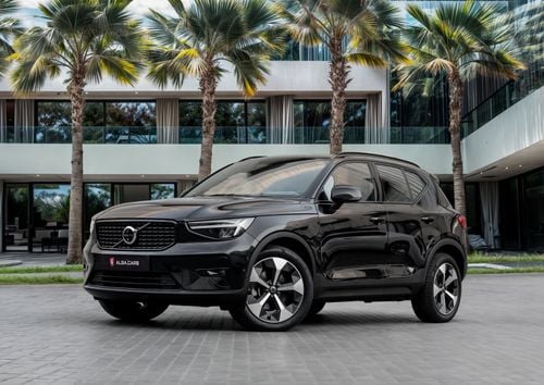 فولفو XC 40 XC40 B4 Ultimate Dark | 2,155 P.M | 0% Downpayment | Perfect Condition!