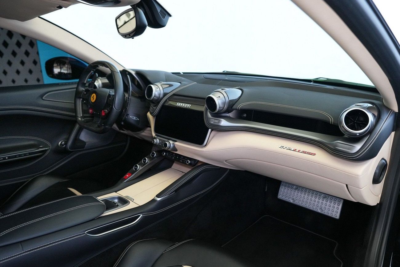 Ferrari GTC4 LUSSO