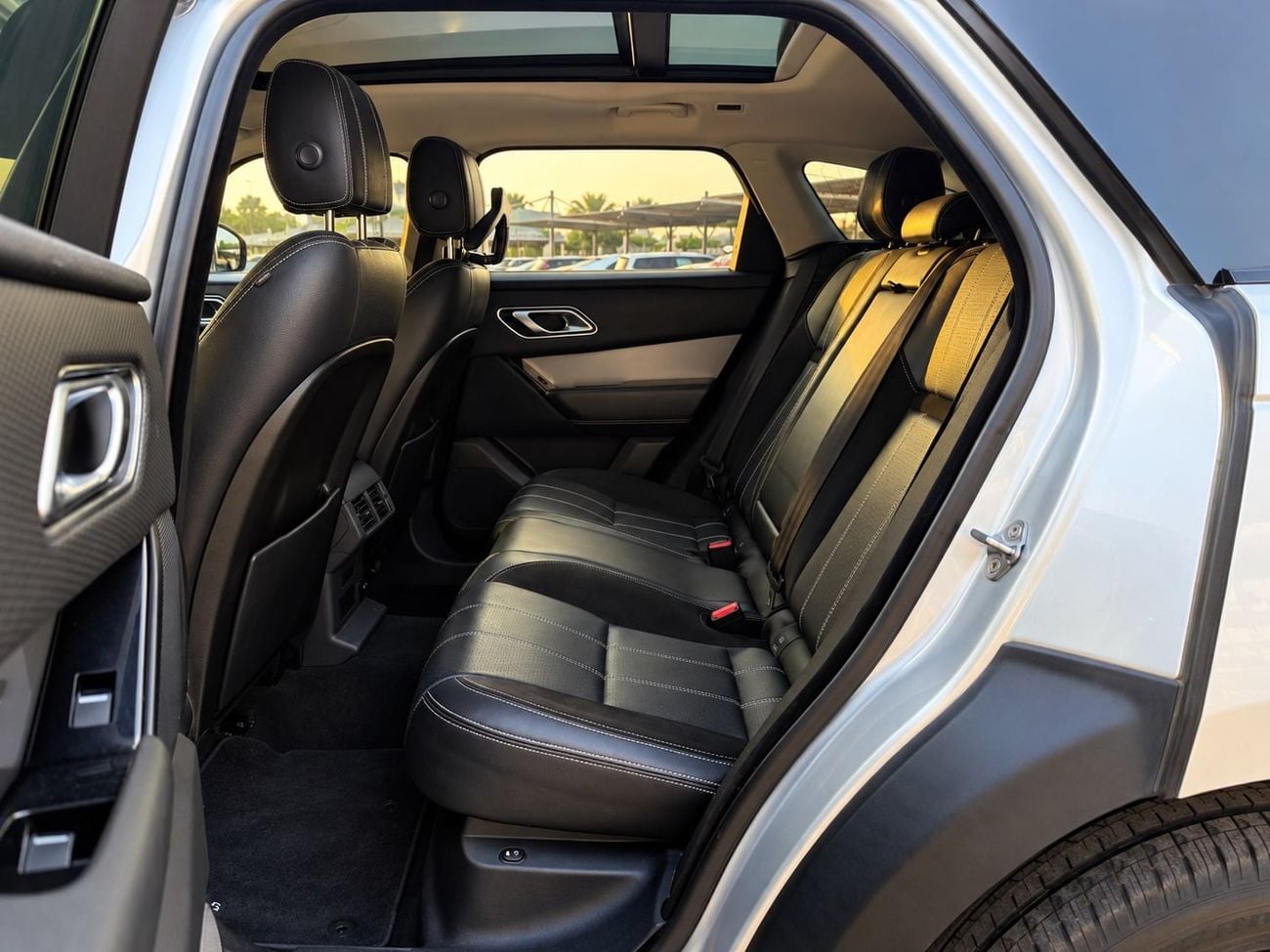 لاند روفر رينج روفر فيلار S 2019 Range Rover Velar P380 S Black Edition