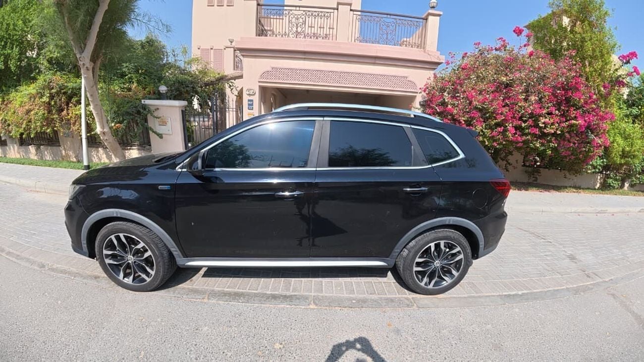 أم جي RX5 لاكجوري LUXURY