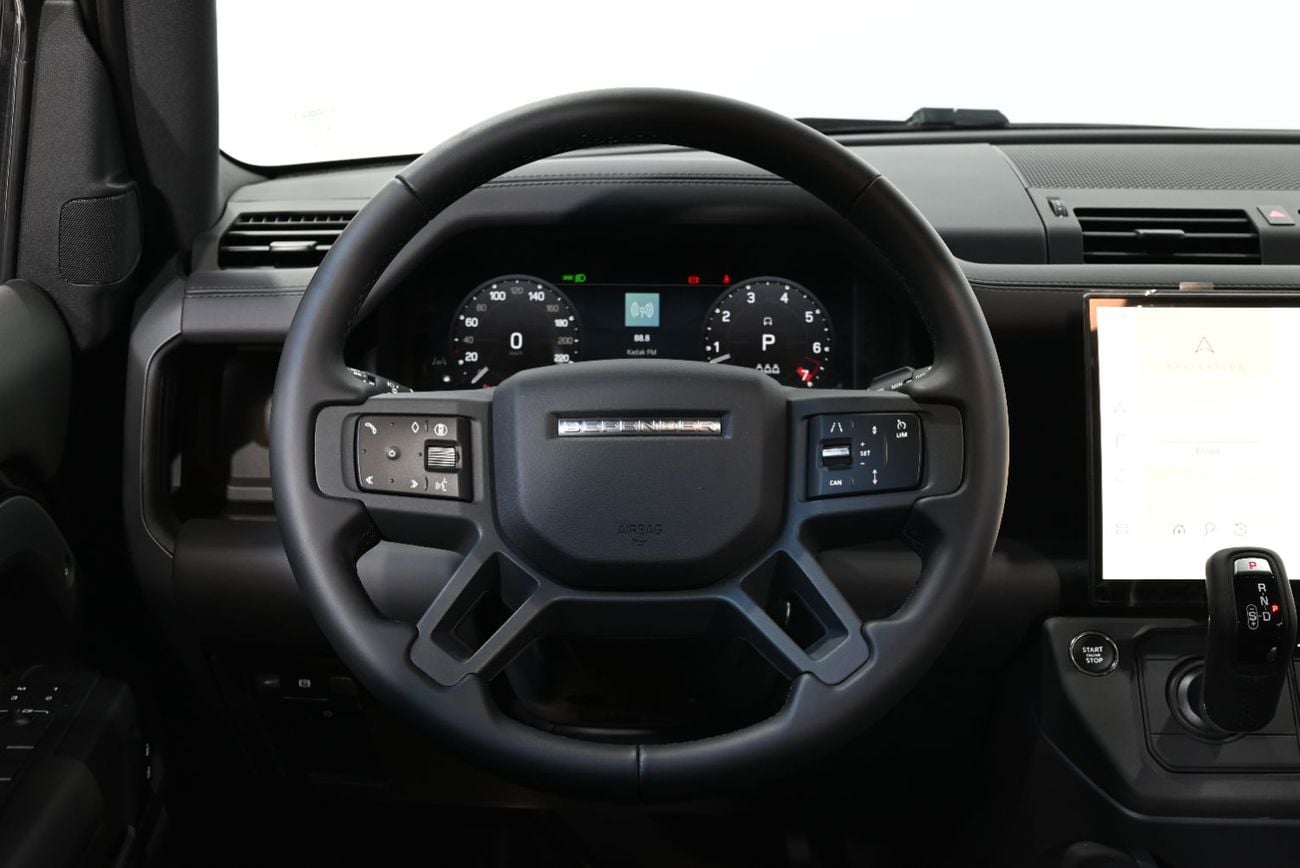 Land Rover Defender 110 X-DYNAMIC HSE P400 2026 Land Rover Defender 110 X-Dynamic HSE P400, 5 Years Land Rover Warranty, Brand New*, GCC