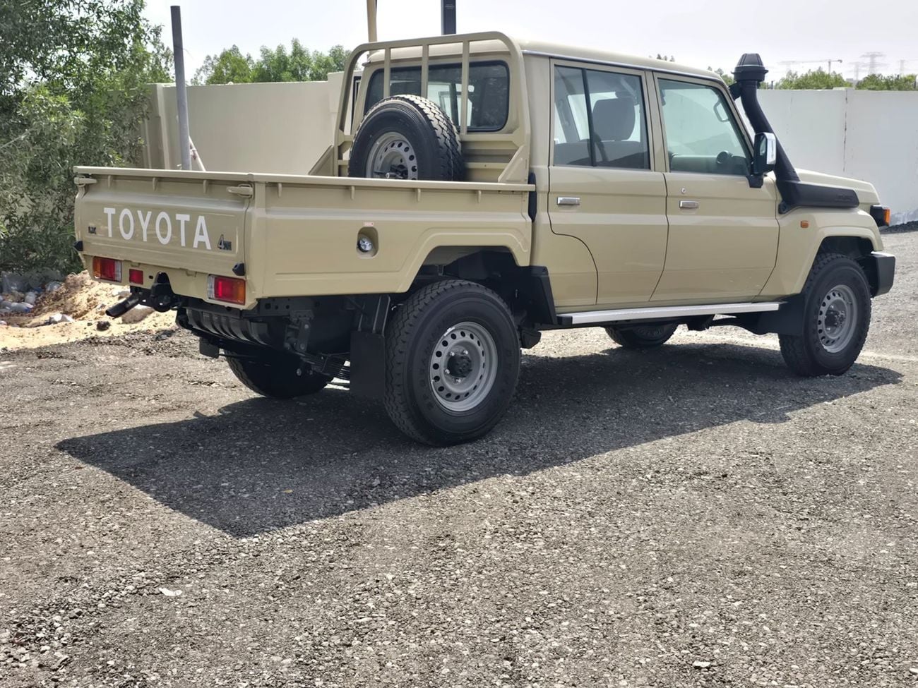 Toyota Land Cruiser Pick Up